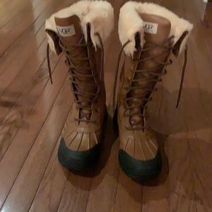 Ugg Adirondack Tan Boots
